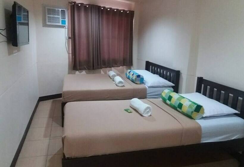 デラックストリプルルーム, Calamba Pension Plaza