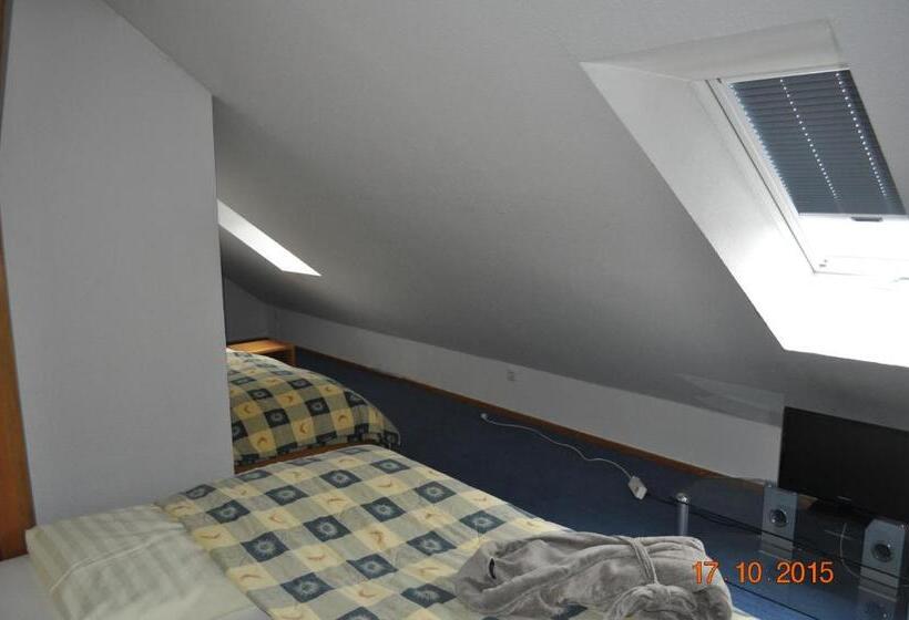 Семейный Номер, Turmhotel Schwedt