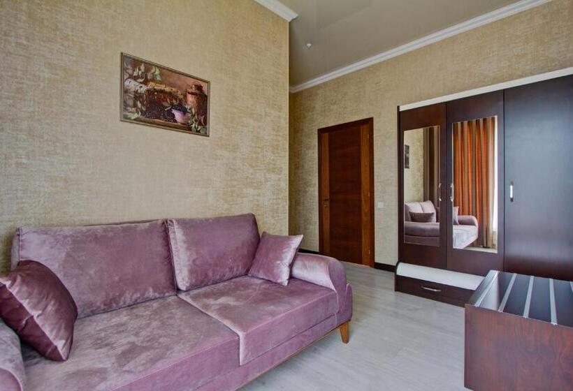 اتاق استاندارد, Karagat