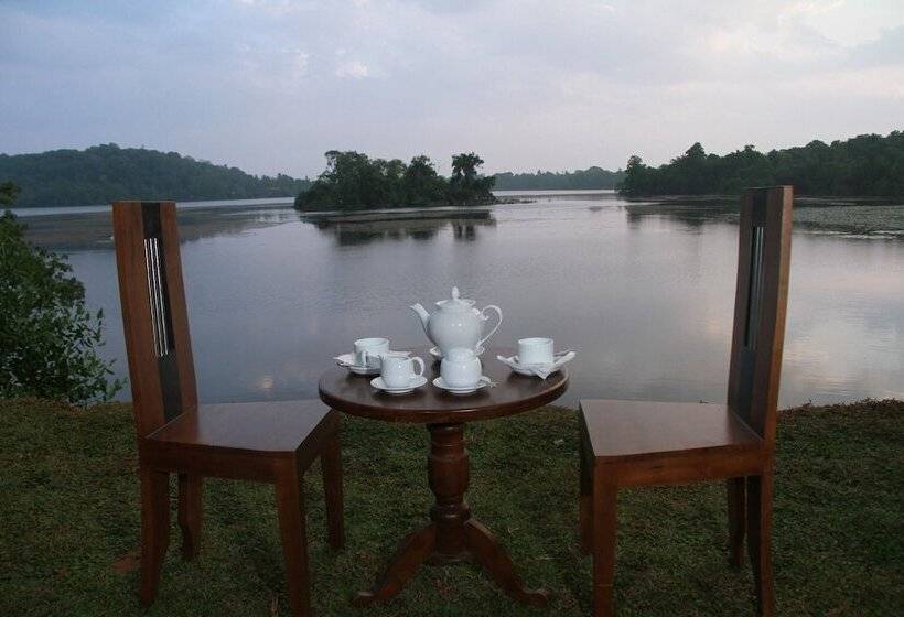 اتاق لوکس با چشم‌انداز دریاچه, Sanu Lagoon Resort & Spa