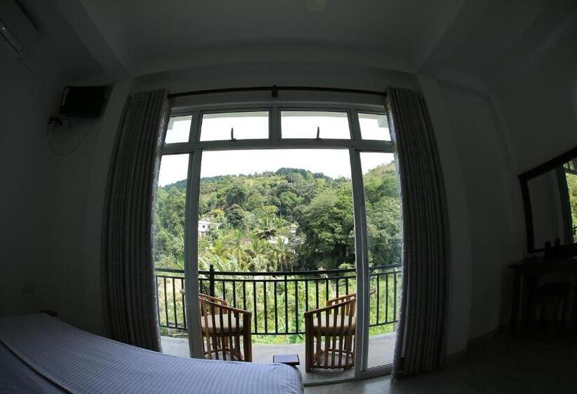 اتاق استاندارد سه نفره, Villa Dasuni