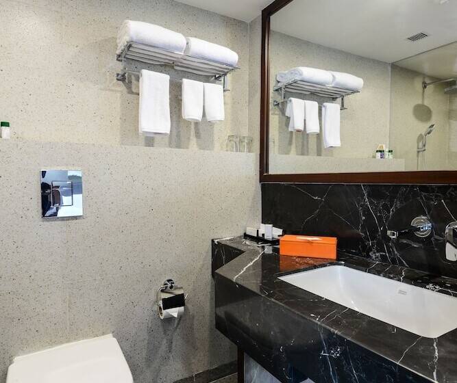 Номер Deluxe, Howard Johnson By Wyndham Kolkata Airport