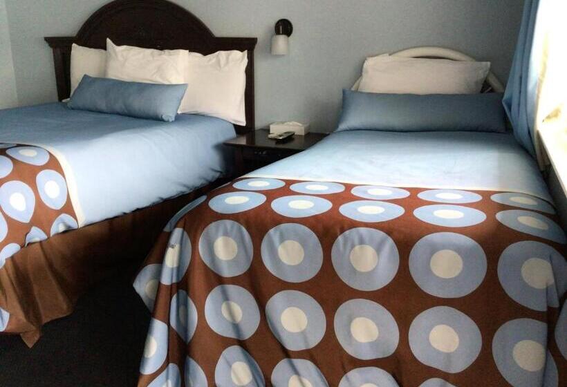 Четырехместный Номер Классик, Hitching Post Country Motel