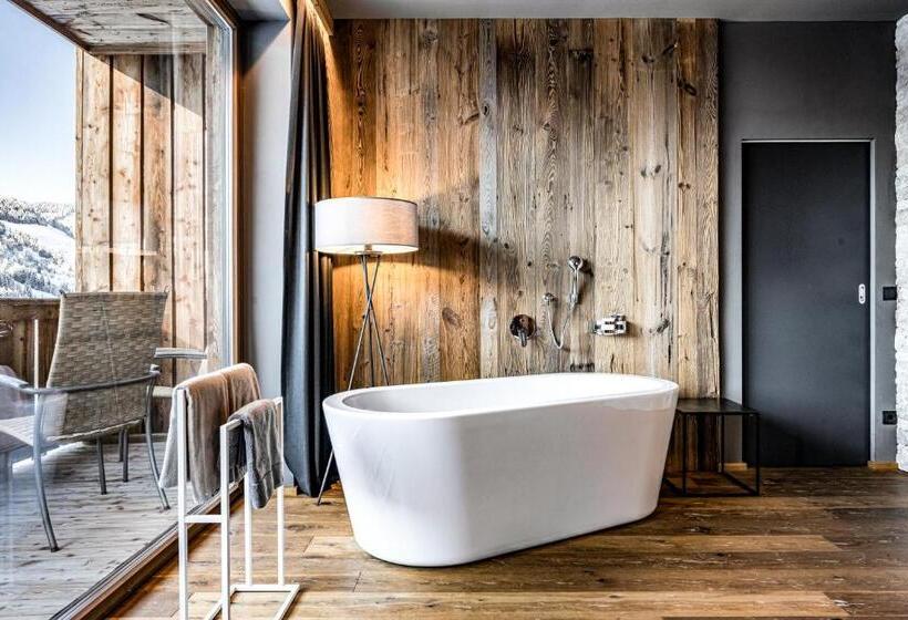 스위트, Almmonte Sensum Suites Boutique