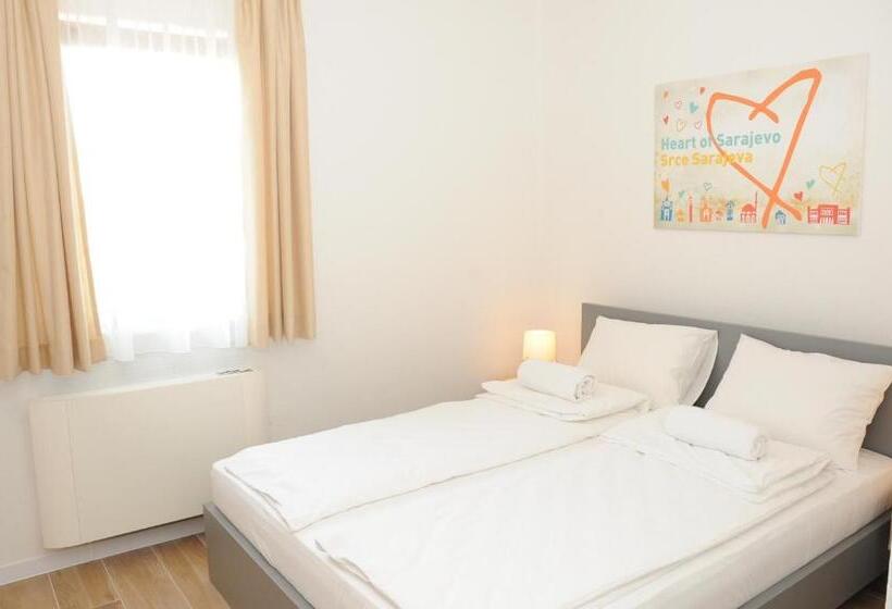 اتاق استاندارد, Hostel Kucha