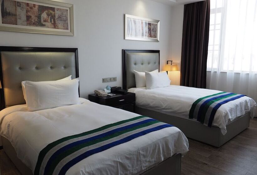 Chambre Supérieure, Atlantic Lumley