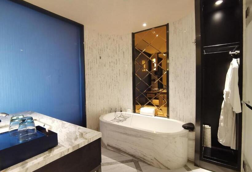 اتاق سوپریور با تخت بزرگ, Primus Hotel Wuhan Hannan
