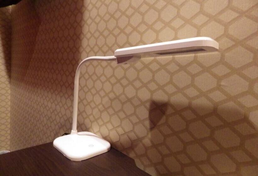 Номер Стандарт с Койками, Hiroshima Wabisabi Hotel   市内中心部のリーズナブルホテル   電停近く移動に便利   Low Price And Super Convenient To Get Aroun