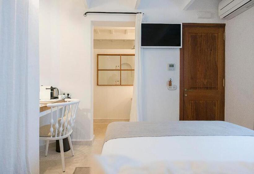 Номер Superior, S Hotelet D Es Born   Suites & Spa