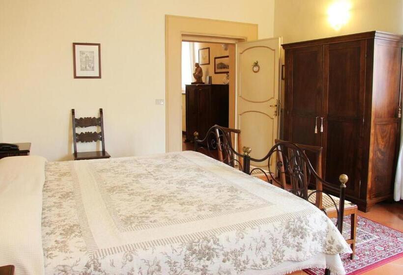 スタンダードルーム, B&b L'agnolo Di Caroti Cinzia