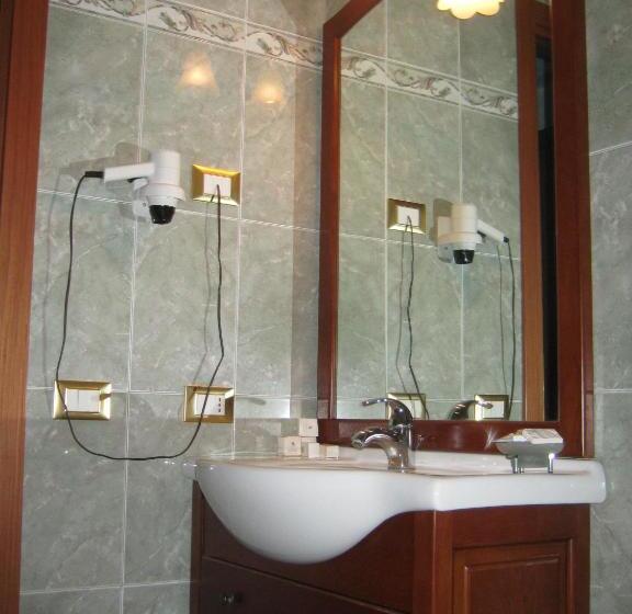 经济房, Villa D'evoli