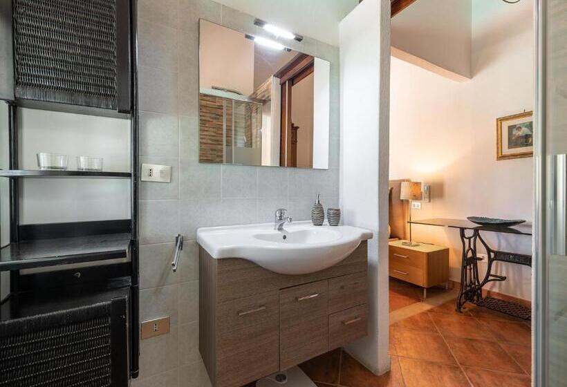 プールビュースタンダードルーム, Guest House Villa Verde   Short Term Room Rentals