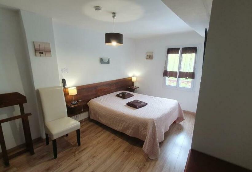 스탠다드 룸, Hôtel Du Roc