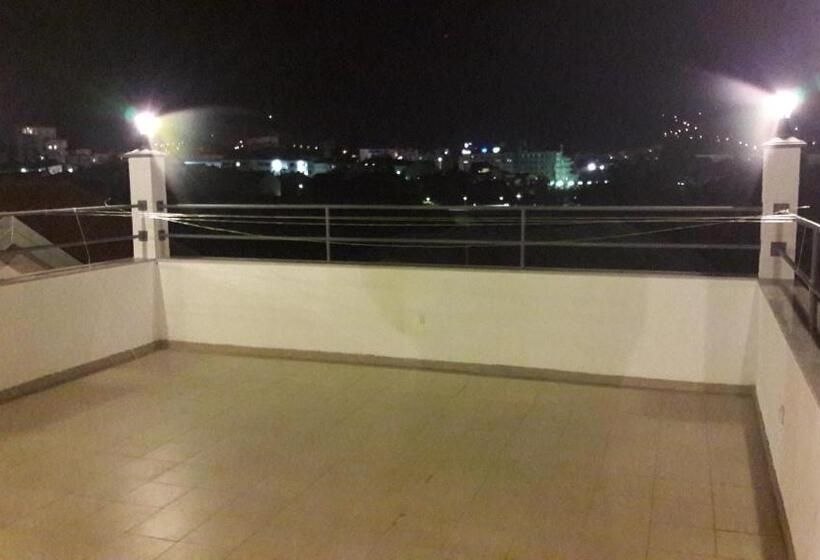 اتاق استاندارد سه نفره, Hostel Hercegovina