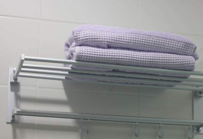 سوئیت خانواده 2 خوابه, De Houz   Trefoil Setia Alam Home Stay