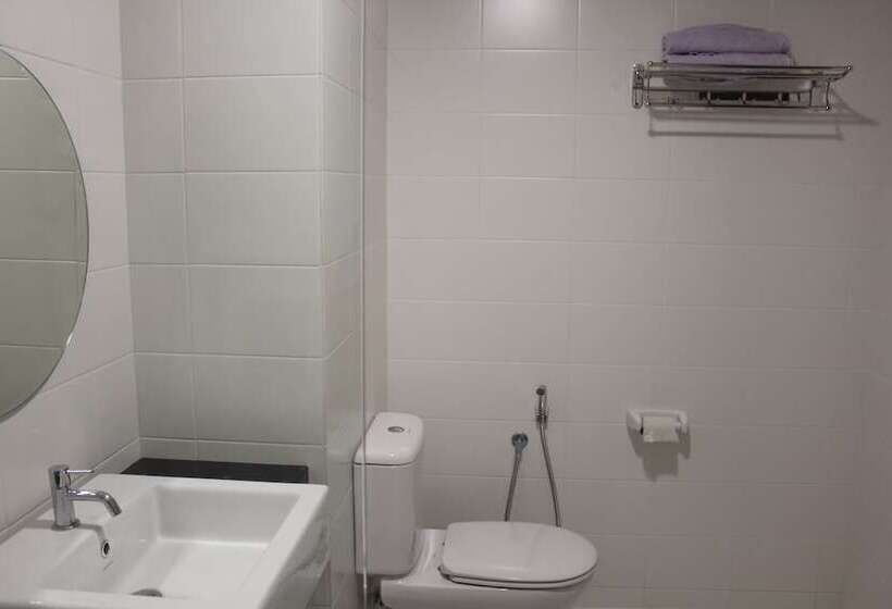سوئیت خانواده 2 خوابه, De Houz   Trefoil Setia Alam Home Stay