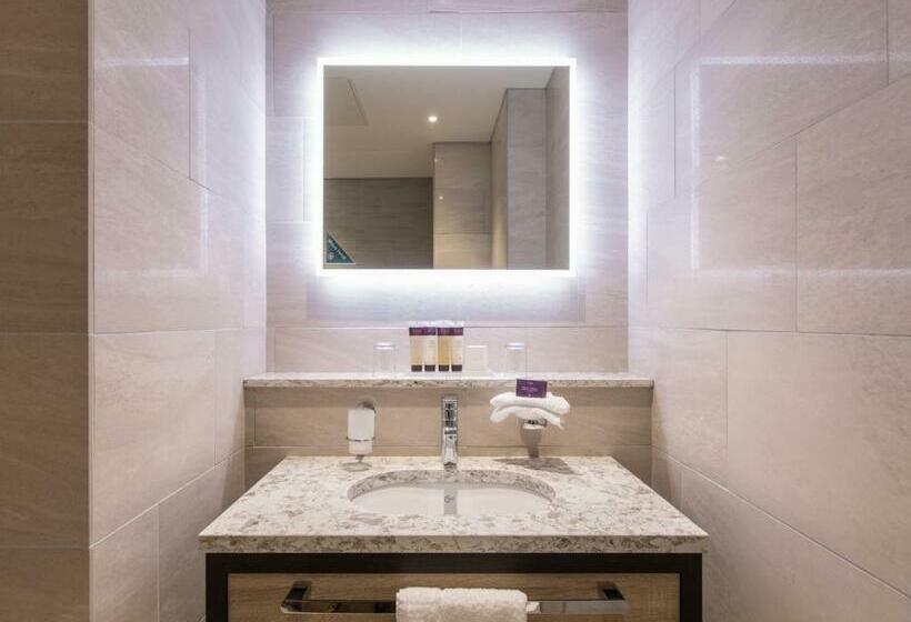Номер Стандарт Адаптированный для Инвалидов, Grand Central Hotel Belfast