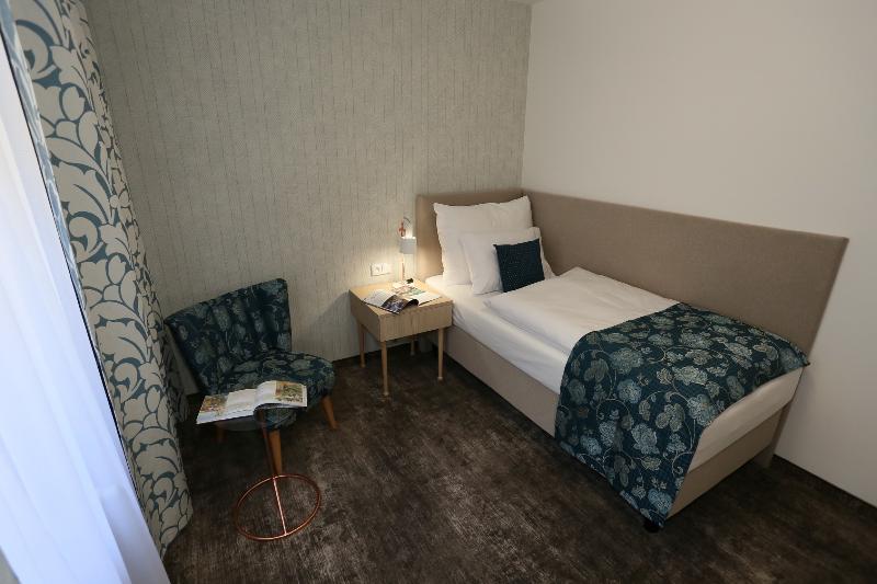 이코노미 싱글 룸, Astoria Hotel & Medical Spa