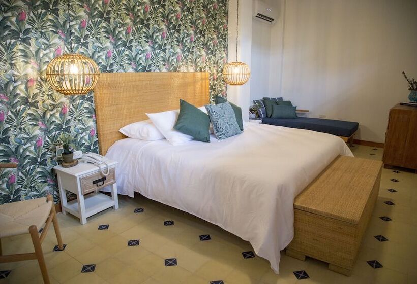 Pokój Standard Trzyosobowy, Boutique Casa Mia
