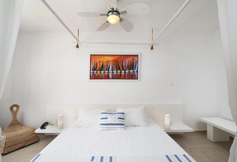 Номер Deluxe, Port Alacati