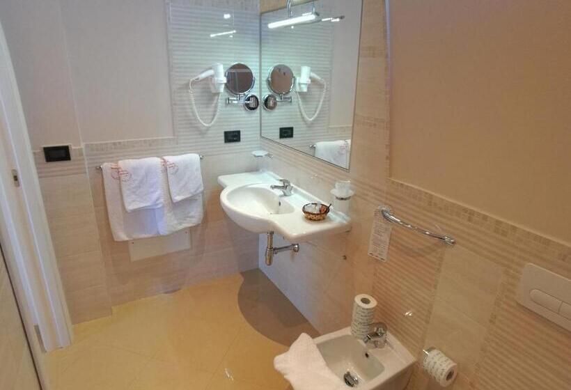 Полулюкс с Балконом, Residence Piccolo