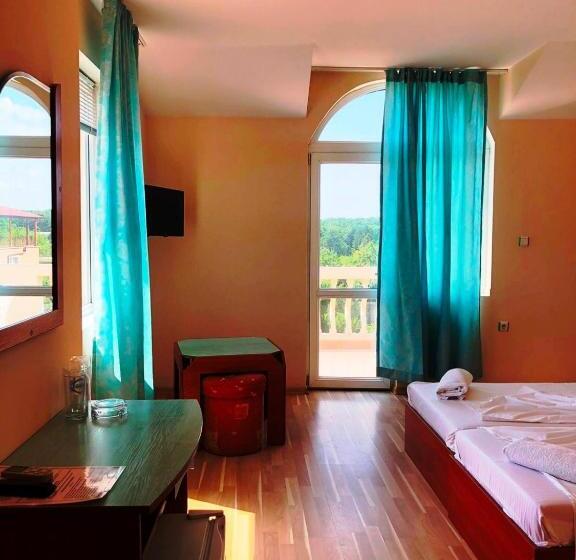 غرفة عائلية مطلّة علي البحر, Arkadia Guest House