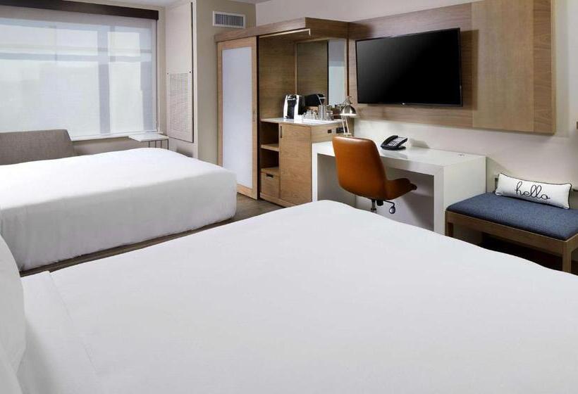 Номер Стандарт, Cambria Hotel Phoenix Chandler   Fashion Center