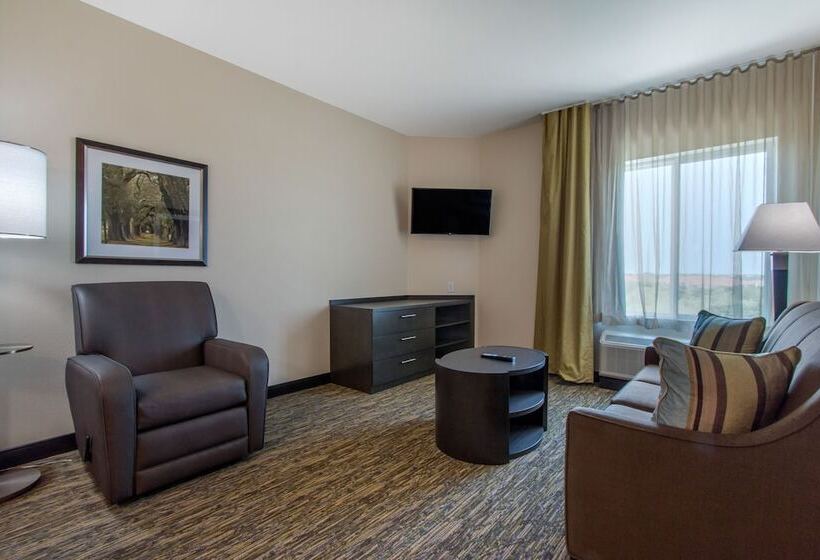 带大床的套房, Candlewood Suites   San Antonio Lackland Afb Area, An Ihg