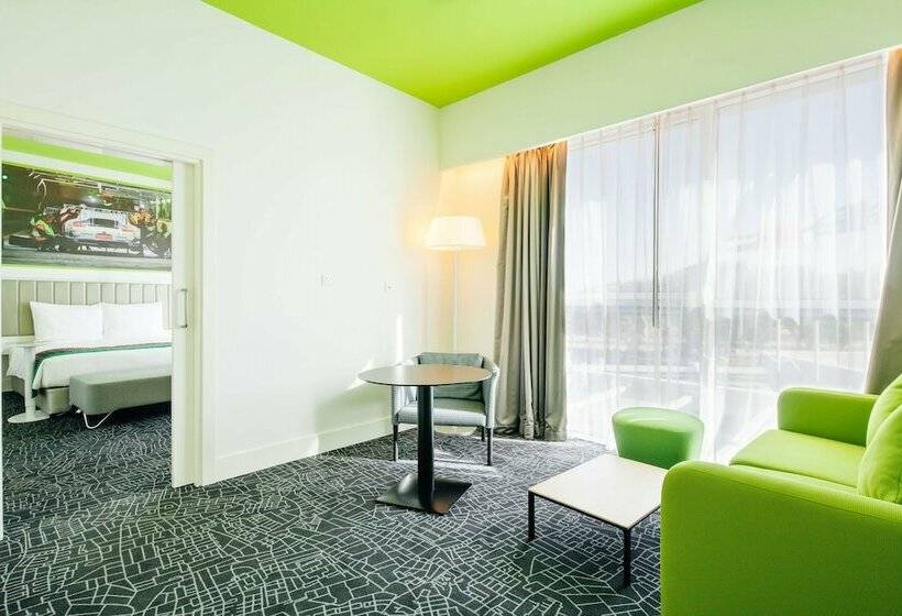 小型套房, Park Inn By Radisson Dubai Motor City