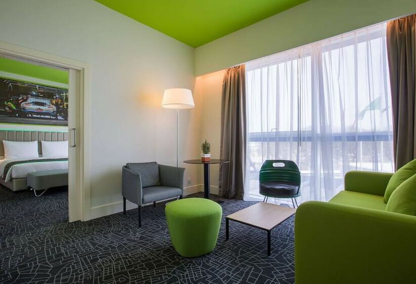 小型套房, Park Inn By Radisson Dubai Motor City