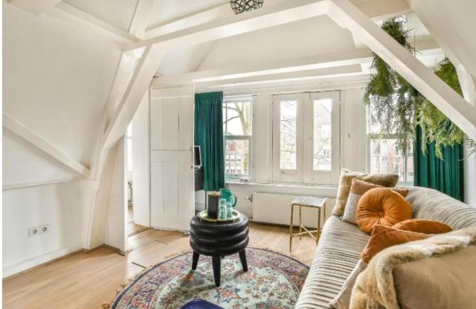 Номер Deluxe, Spiegelgracht Apartments With Canal View
