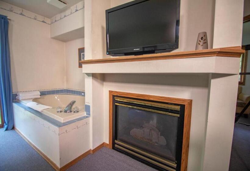 침실 2개 스위트, Ridges Inn & Suites