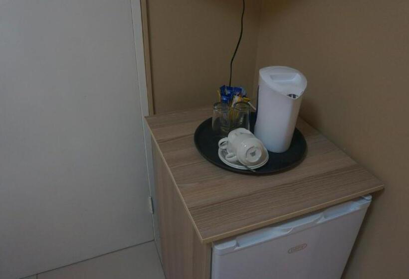 اتاق استاندارد, Bridgeville Guest House Ltd