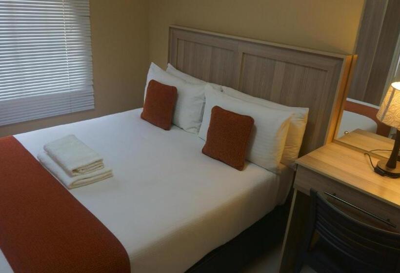 اتاق استاندارد, Bridgeville Guest House Ltd