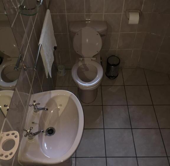 سوئیت با تخت بزرگ, Bridgeville Guest House Ltd