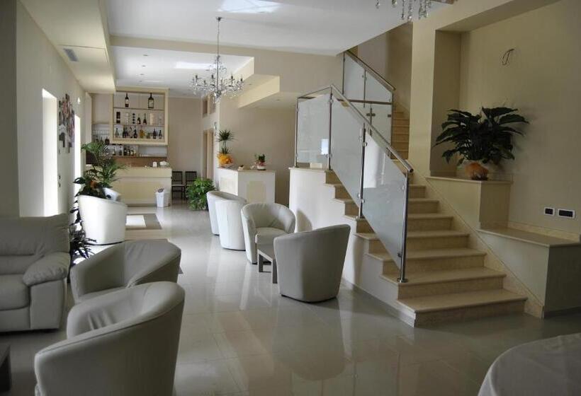 سوییت, Resort La Selva