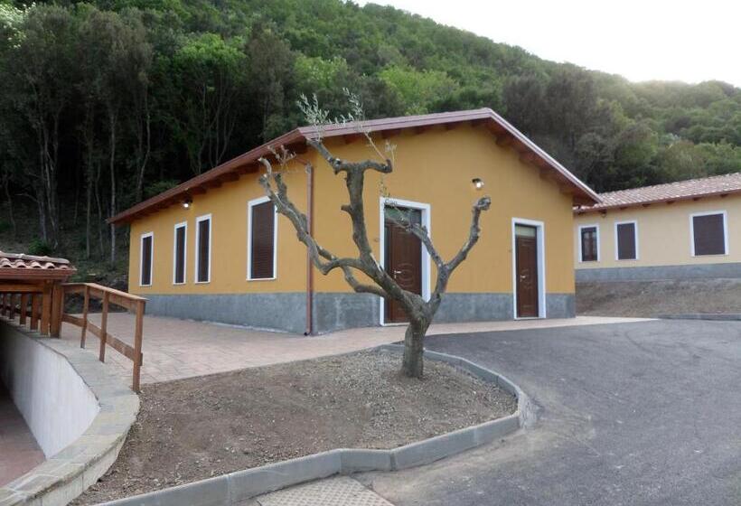 اتاق خانوادگی, Resort La Selva