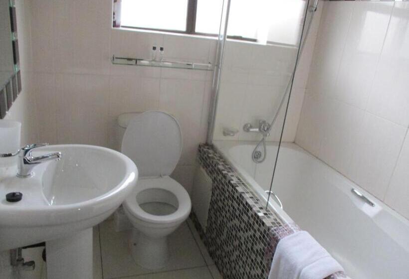 اتاق لوکس, River View Villa Self Catering