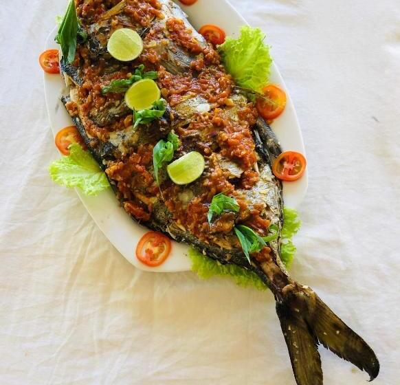 اتاق خانوادگی, Shashini Beach Resort