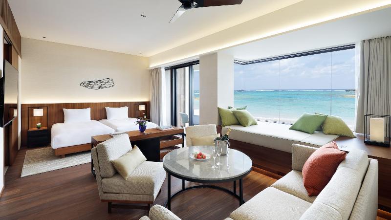 اتاق استاندارد با چشم‌انداز دریا, Hyatt Regency Seragaki Island Okinawa