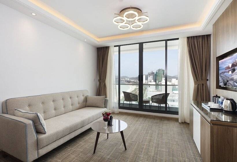 سوییت, Comodo Nha Trang