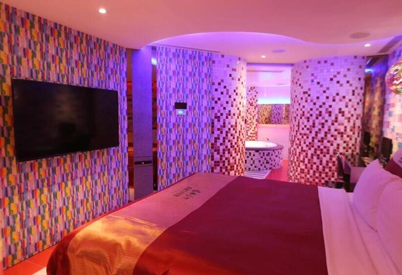 اتاق اکونومی, Yosemite Motel   Chunghua Branch