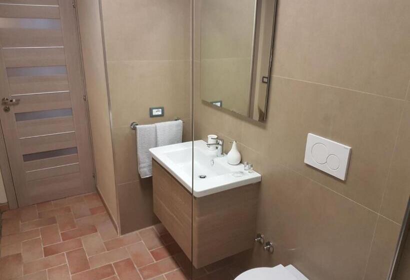 Студия Superior, La Collina