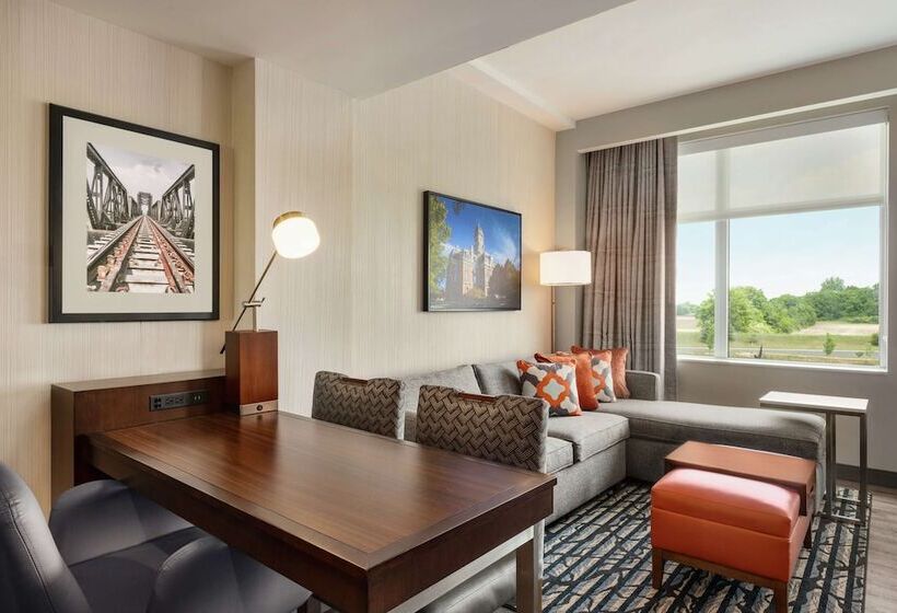 Люкс, Embassy Suites By Hilton Noblesville Indianapolis Convention Center