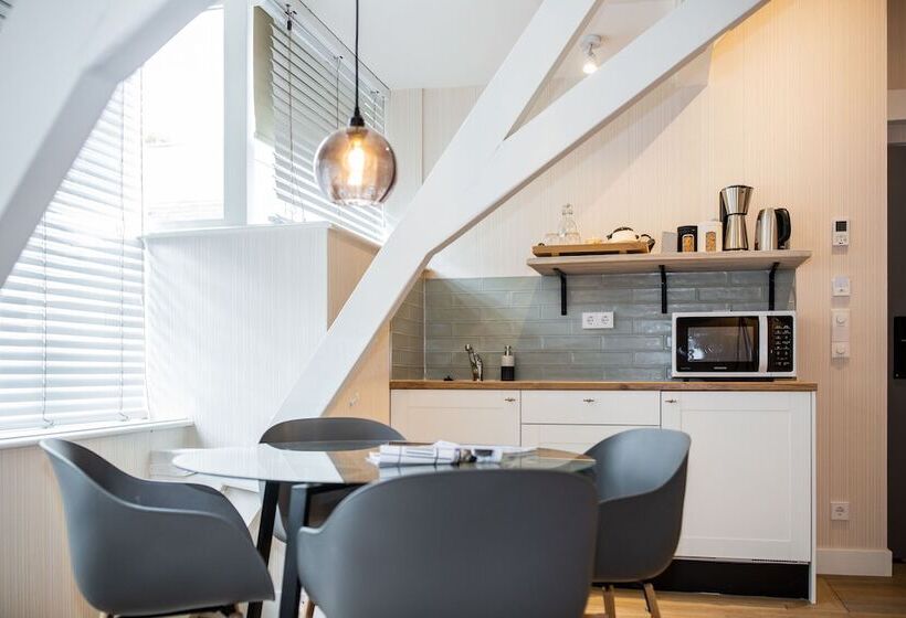 سوییت, Stadsvilla Mout Rotterdamschiedam