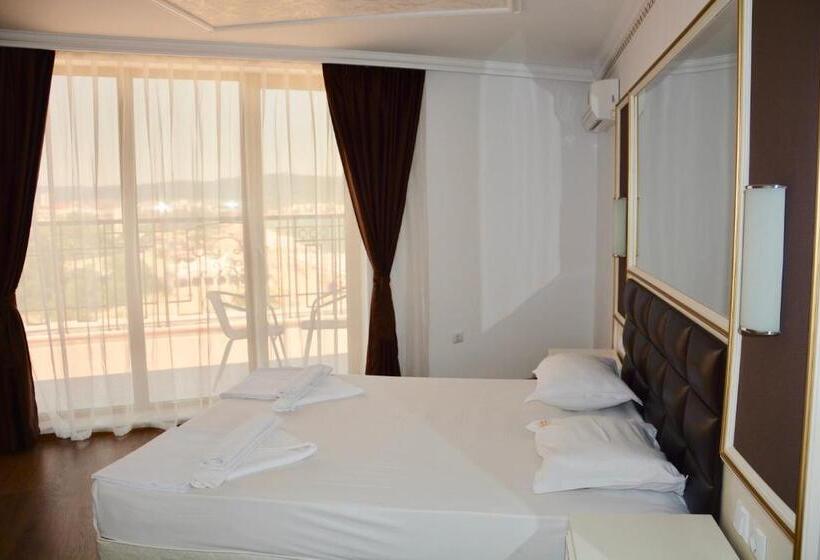 Студио Deluxe Вид на Море, Golden Rainbow Beach