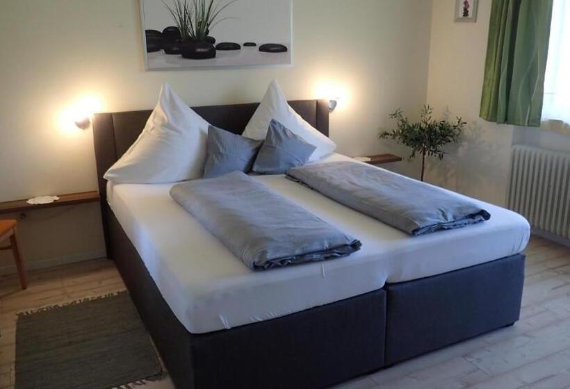 Номер Стандарт, Pension Alpenblick Schattwald