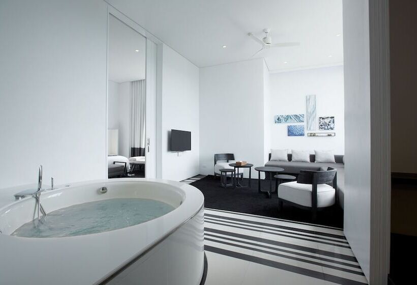 سوییت خانوادگی, Veranda Pool Suite