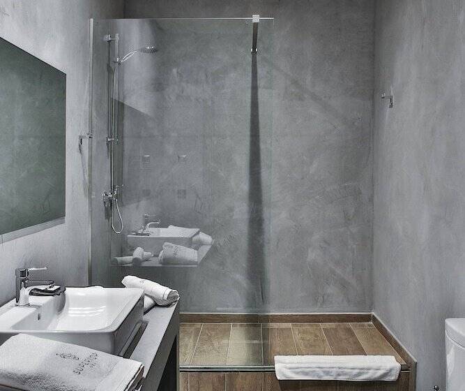 Quarto Superior, Superior One Boutique
