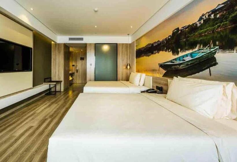 Номер Superior, Atour Hotel Hangzhou Xiaoshan Peoples Square
